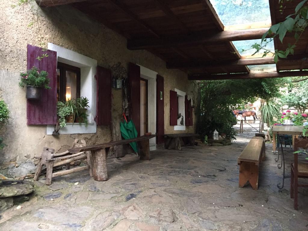 Centro Trekking A Cavallo Monte Brugiana Hostal Massa  Exterior foto